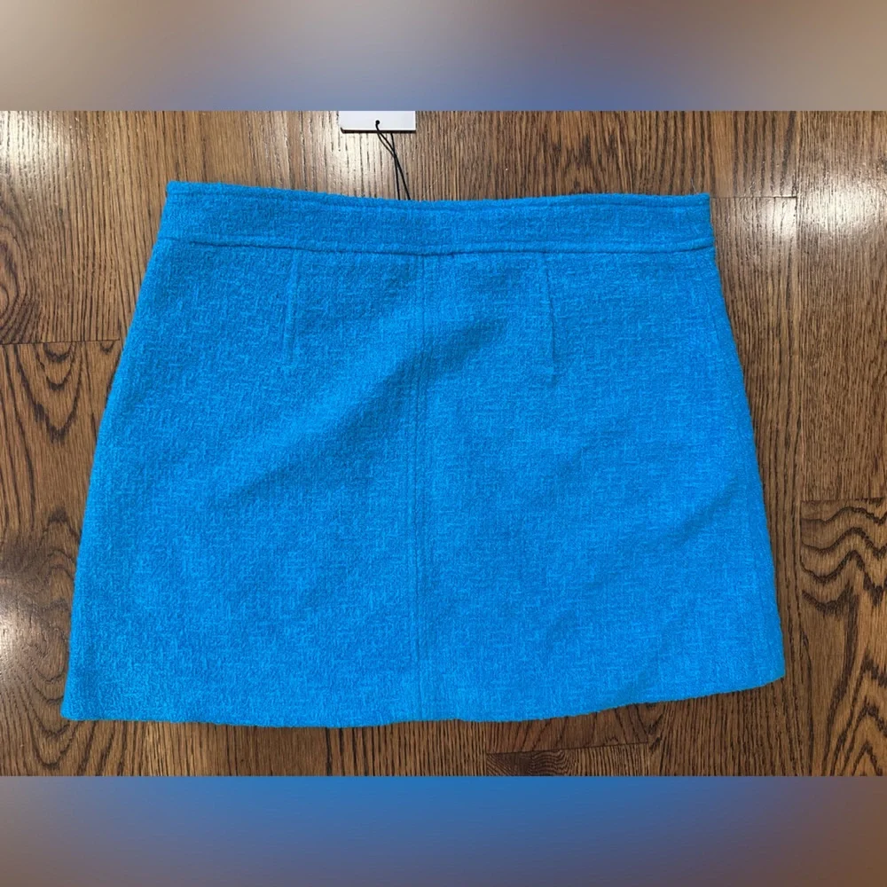 Zara Blue Mini Skirt with Chain Detail - Picture 3 of 4